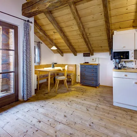 Almdorf Hochlienz Alm 30