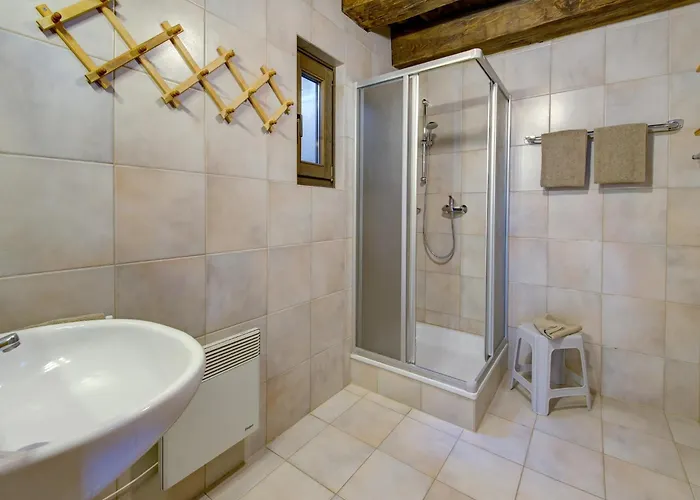 Almdorf Hochlienz, Alm 30 *